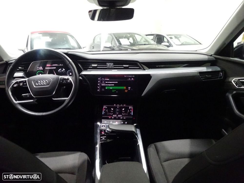Audi Q8 e-Tron Sportback 55 quattro Advanced - 31