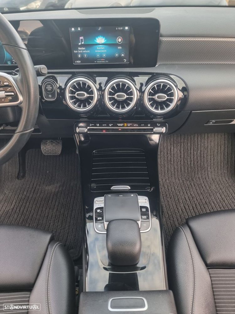 Mercedes-Benz A 180 - 17