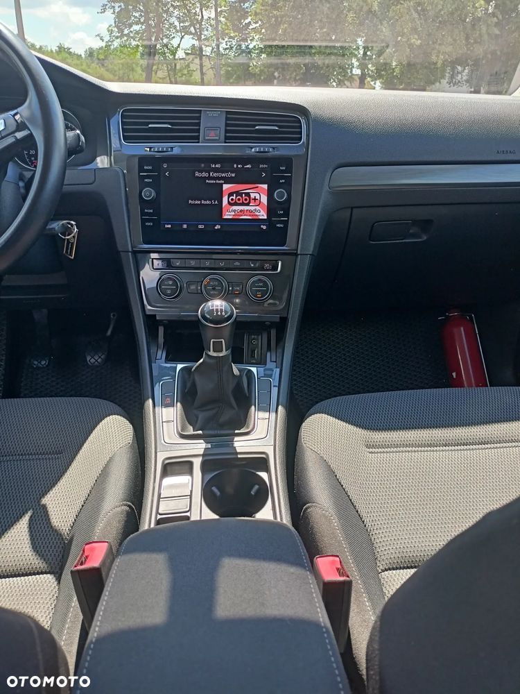 Volkswagen Golf 1.4 TSI BMT Comfortline - 30