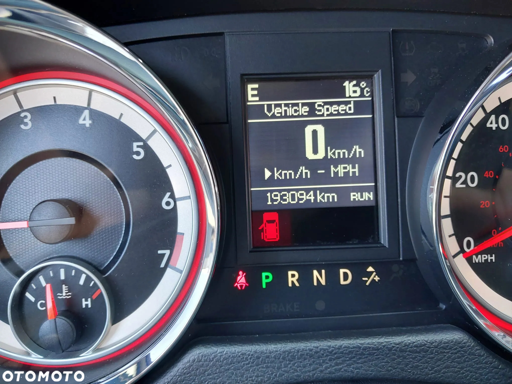 Dodge Grand Caravan - 17