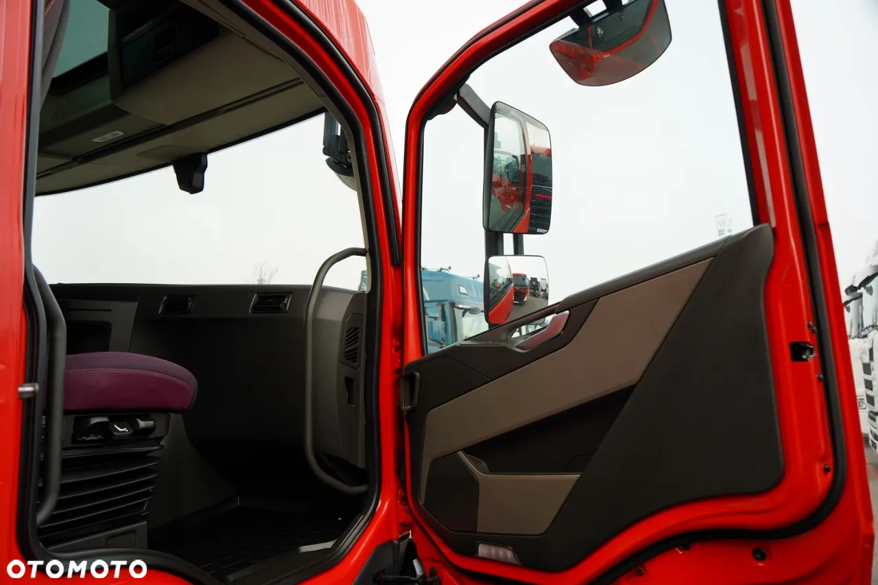 Volvo FM 430 / PEŁNY ADR / WAGA: 6 800 KG / NISKA KABINA / 2022 ROK / PO ZŁOTYM KONTRAKCIE SERWISOWYM / - 35