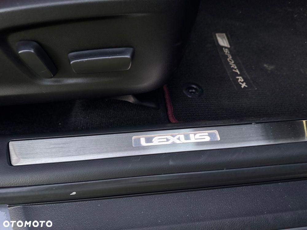 Lexus RX - 14