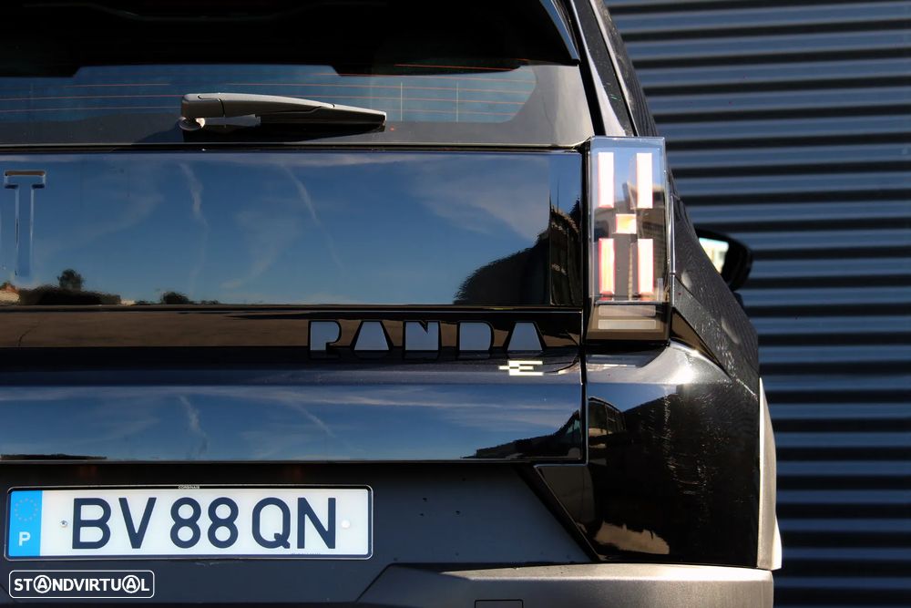 Fiat Grande Panda 45 kWh RED - 11