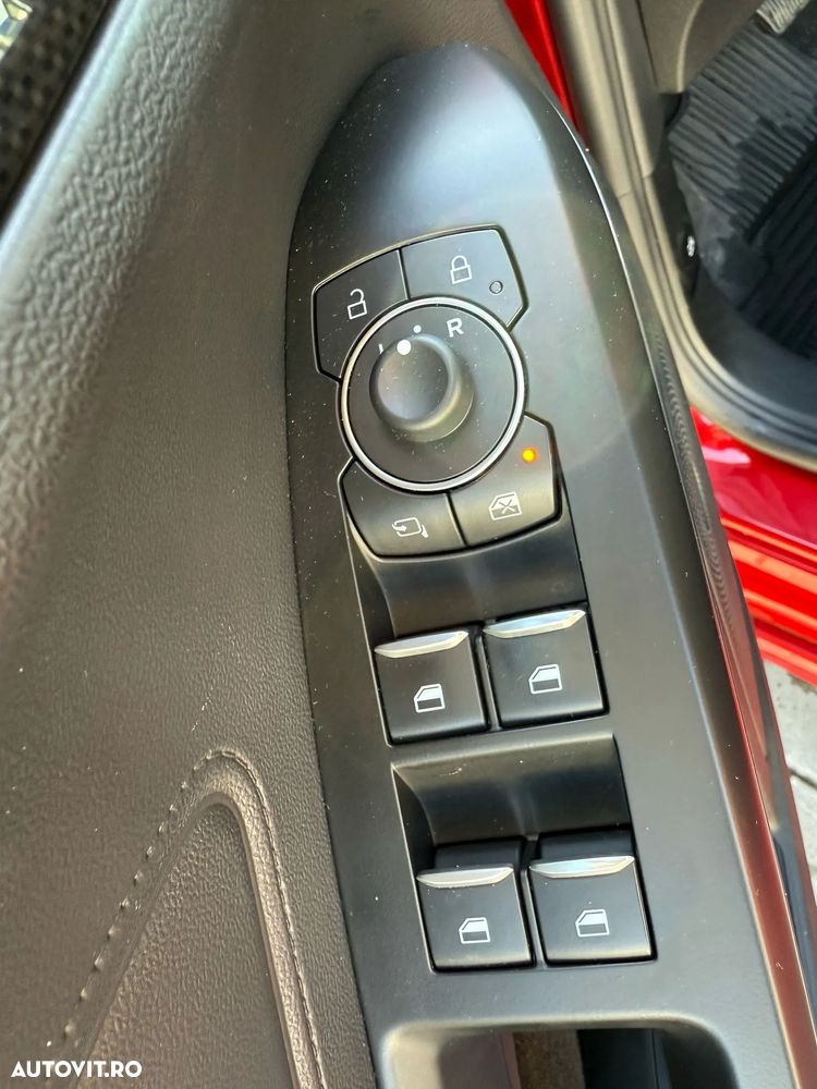 Ford Focus 1.0 EcoBoost 7DCT MHEV Active X - 9