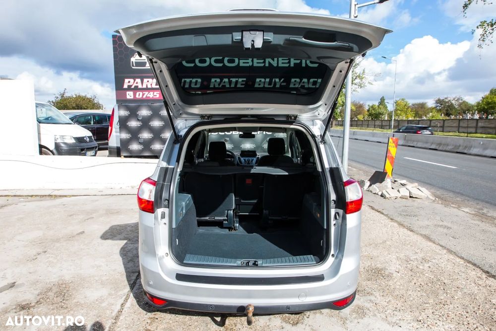 Ford Grand C-Max 1.6 TDCi DPF Titanium - 13