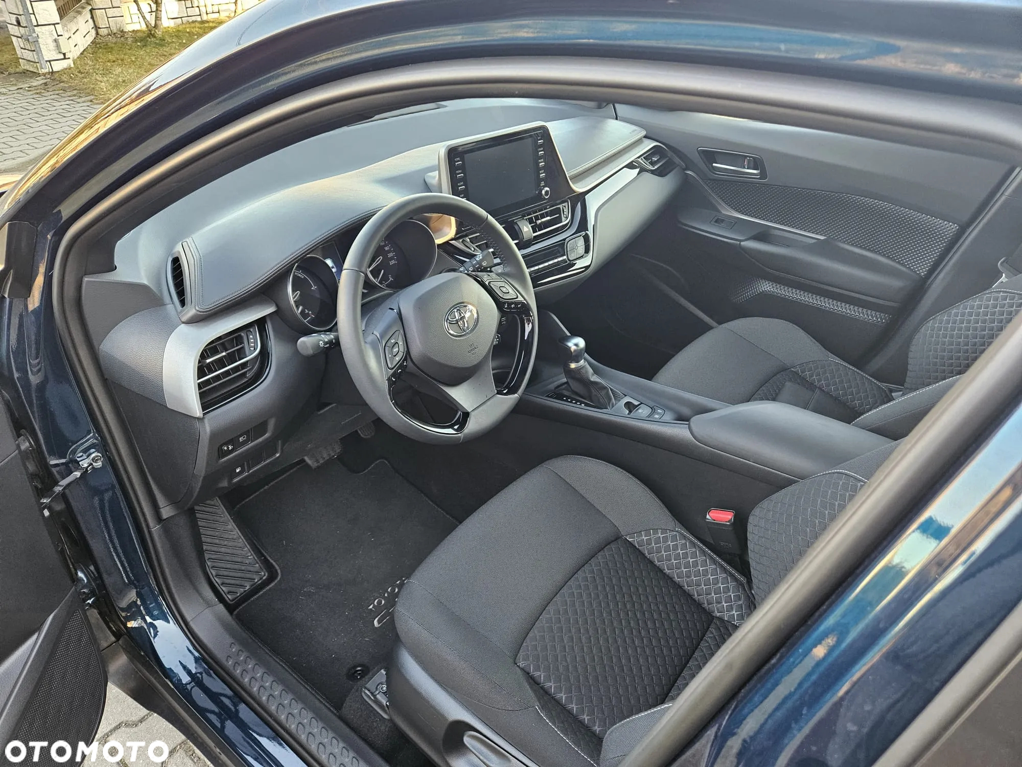Toyota C-HR 1.8 Hybrid Comfort - 8