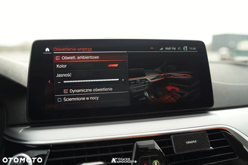 BMW Seria 5 520d - 26