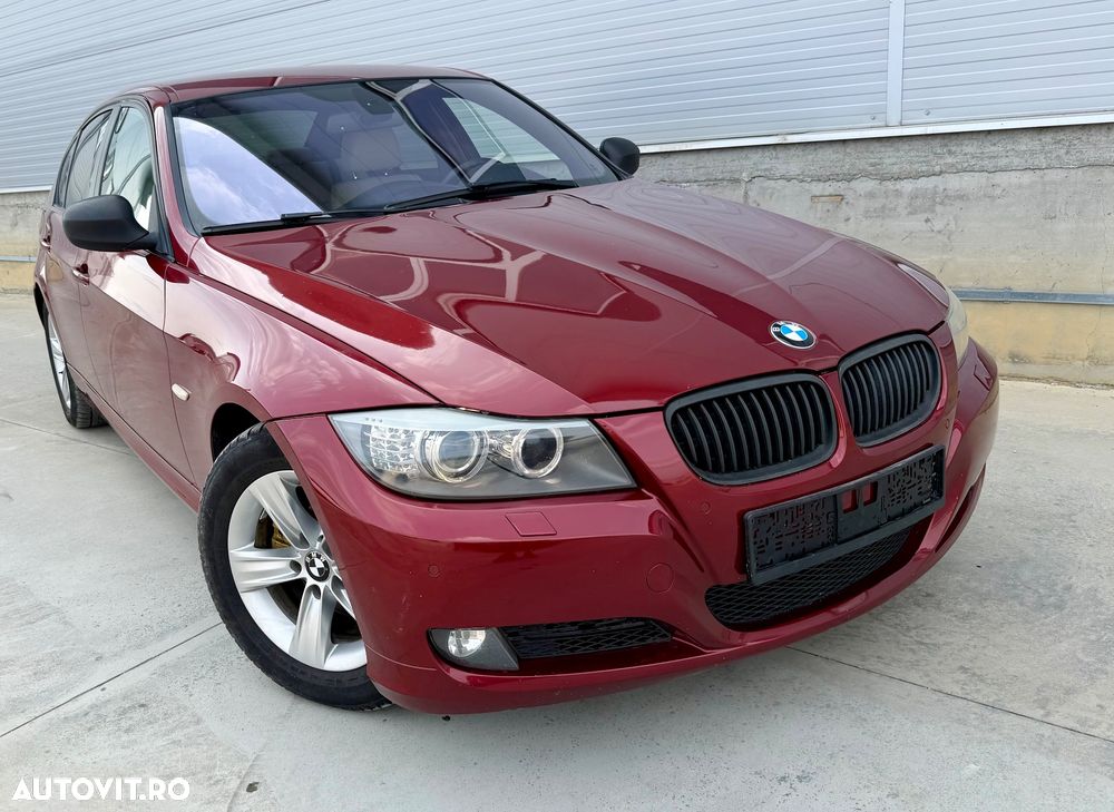 BMW Seria 3 320d DPF Blue Performance Edition Sport - 2