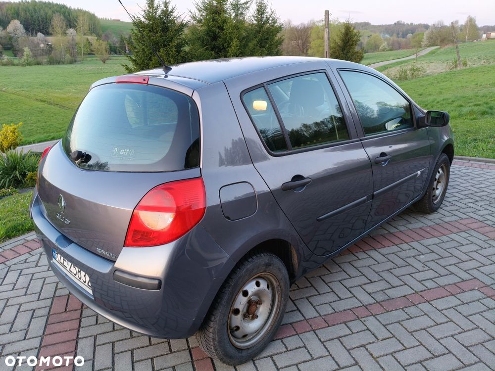 Renault Clio - 5