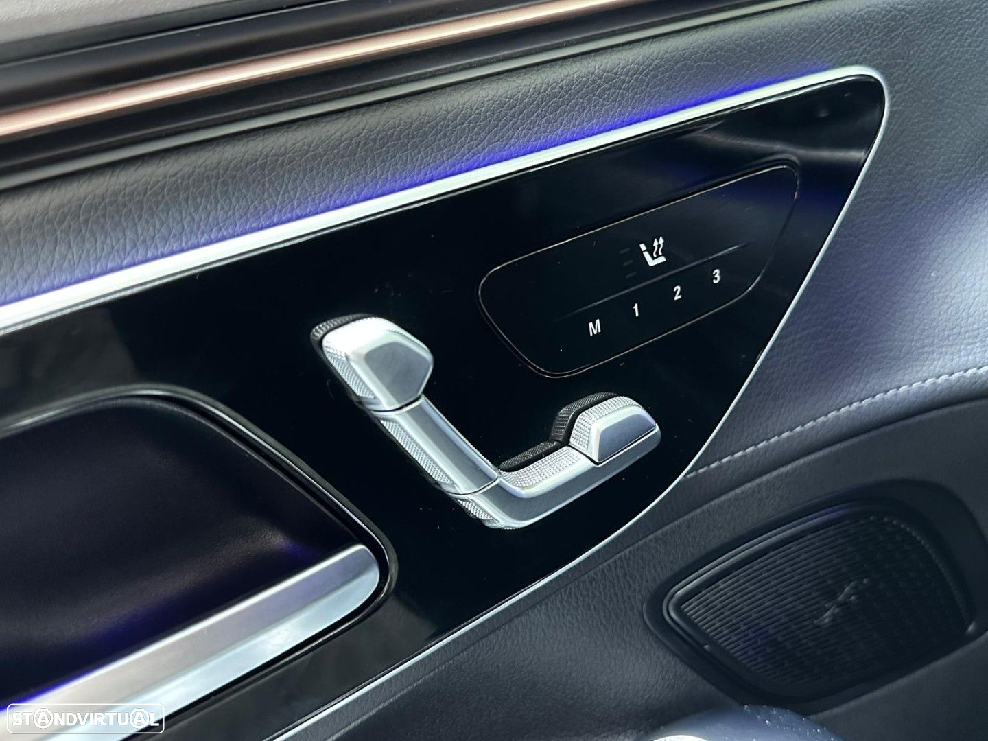 Mercedes-Benz EQE 300 Edition Electric Art - 34