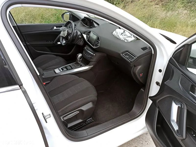 Peugeot 308 - 6