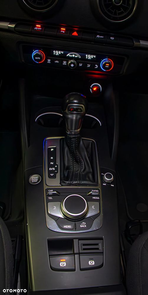 Audi A3 Sportback 35 TFSI S tronic - 26