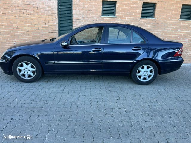 Mercedes-Benz C 220 - 15