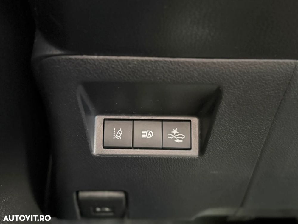 Toyota Yaris - 23