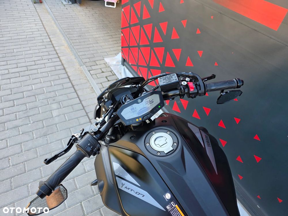 Yamaha MT - 15