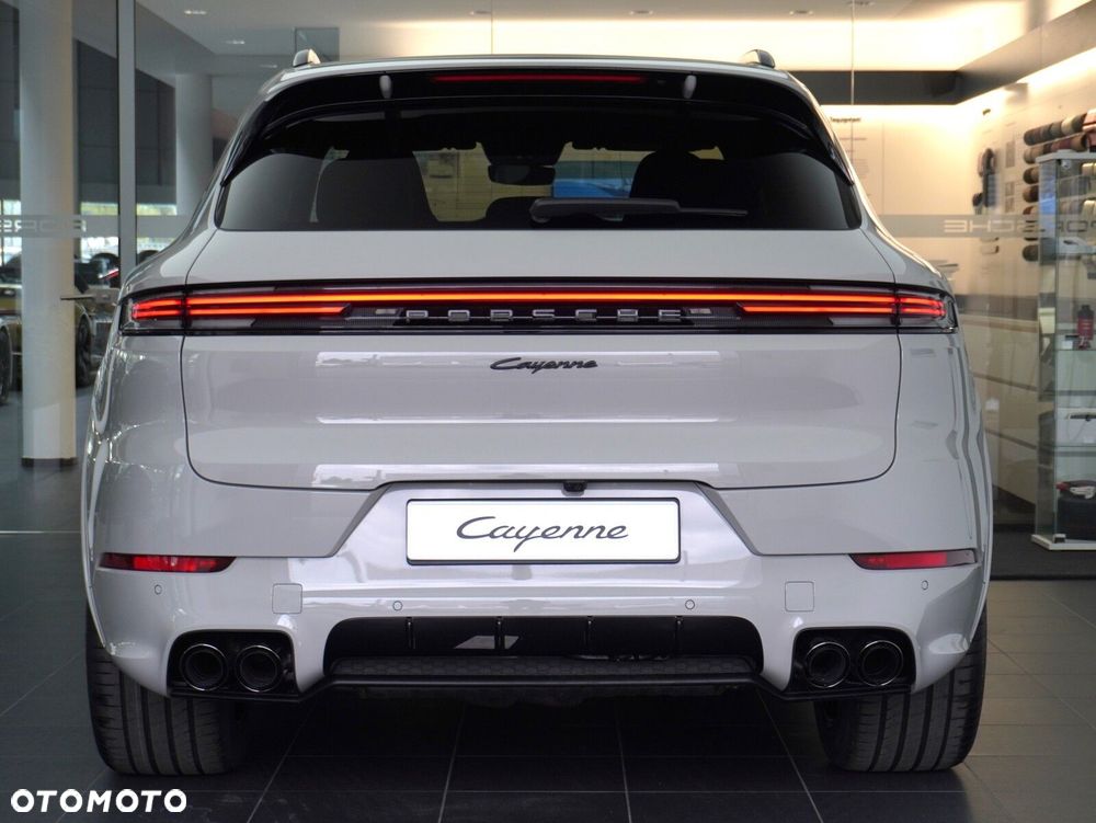 Porsche Cayenne E-Hybrid PHEV Black Edition - 17