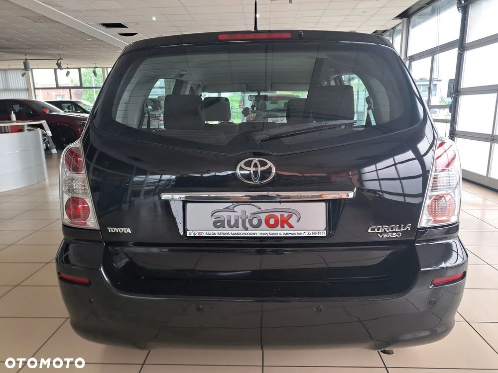 Toyota Corolla Verso 1.6 Premium - 5