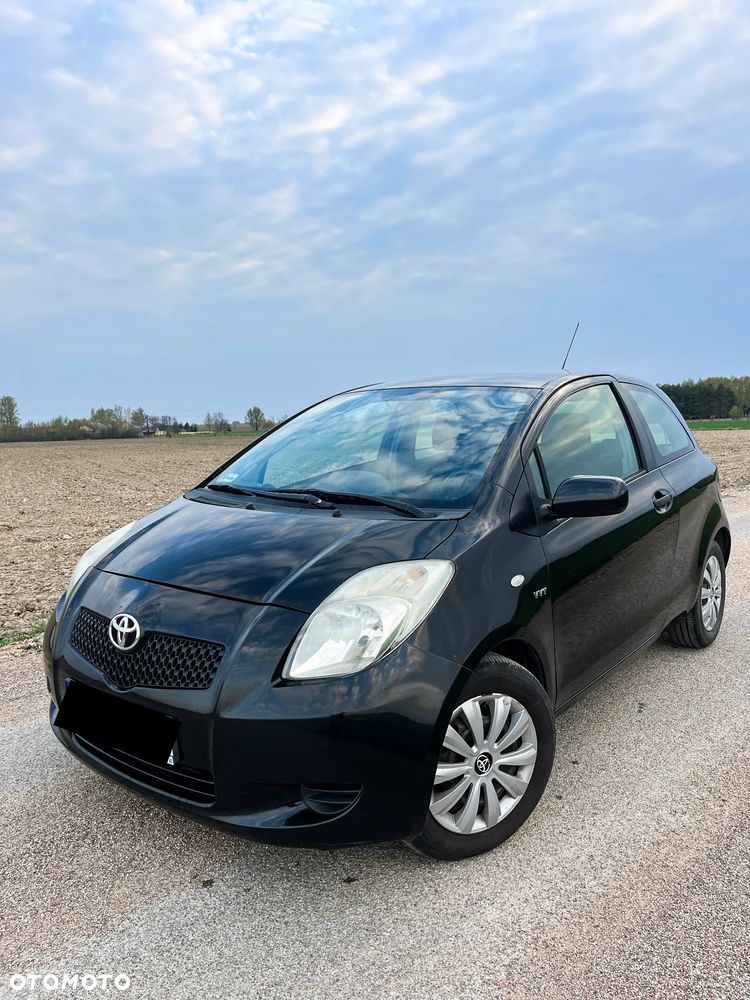 Toyota Yaris 1.3 Luna - 1