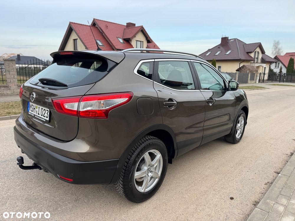 Nissan Qashqai 1.2 DIG-T N-Vision - 10