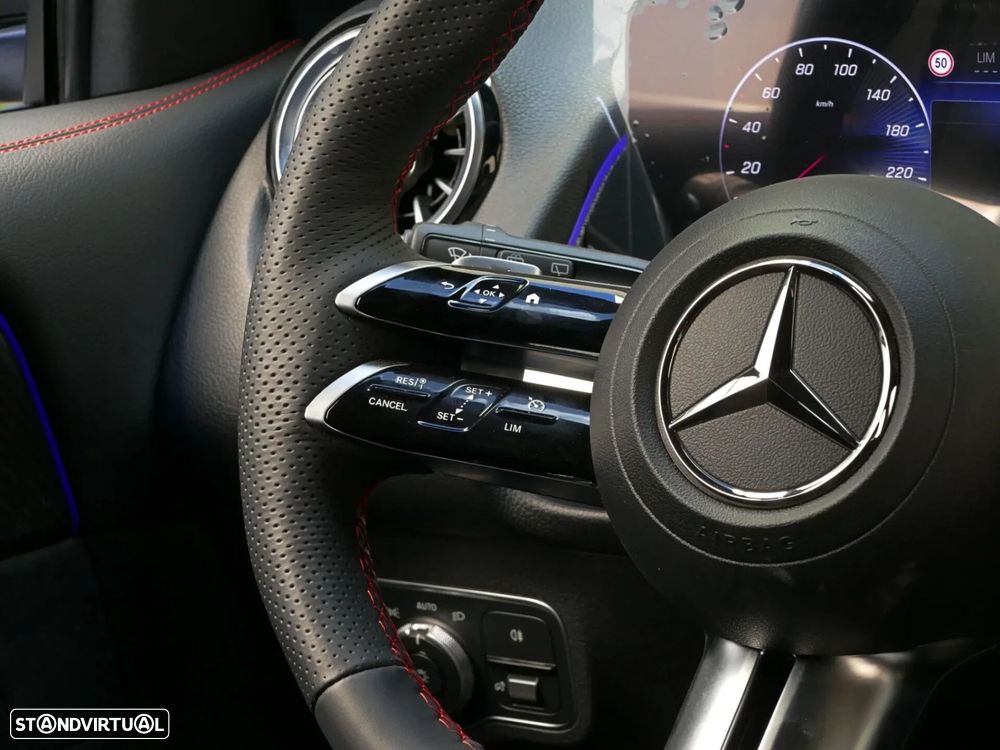 Mercedes-Benz GLB 180 d AMG Line - 28