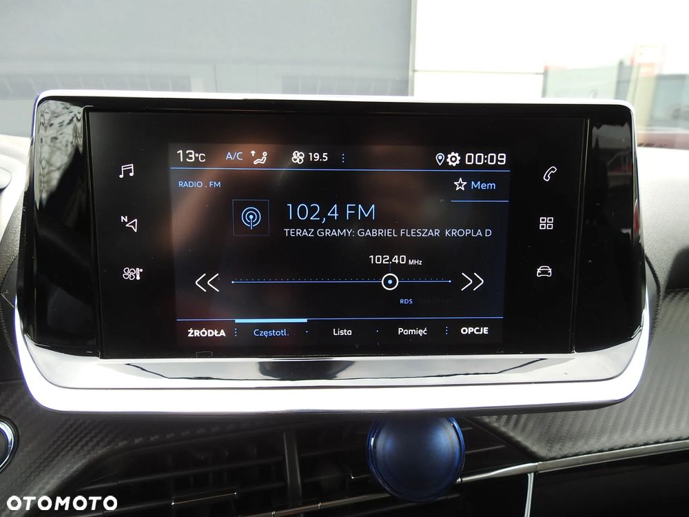 Peugeot 208 PureTech 75 Allure Pack - 27