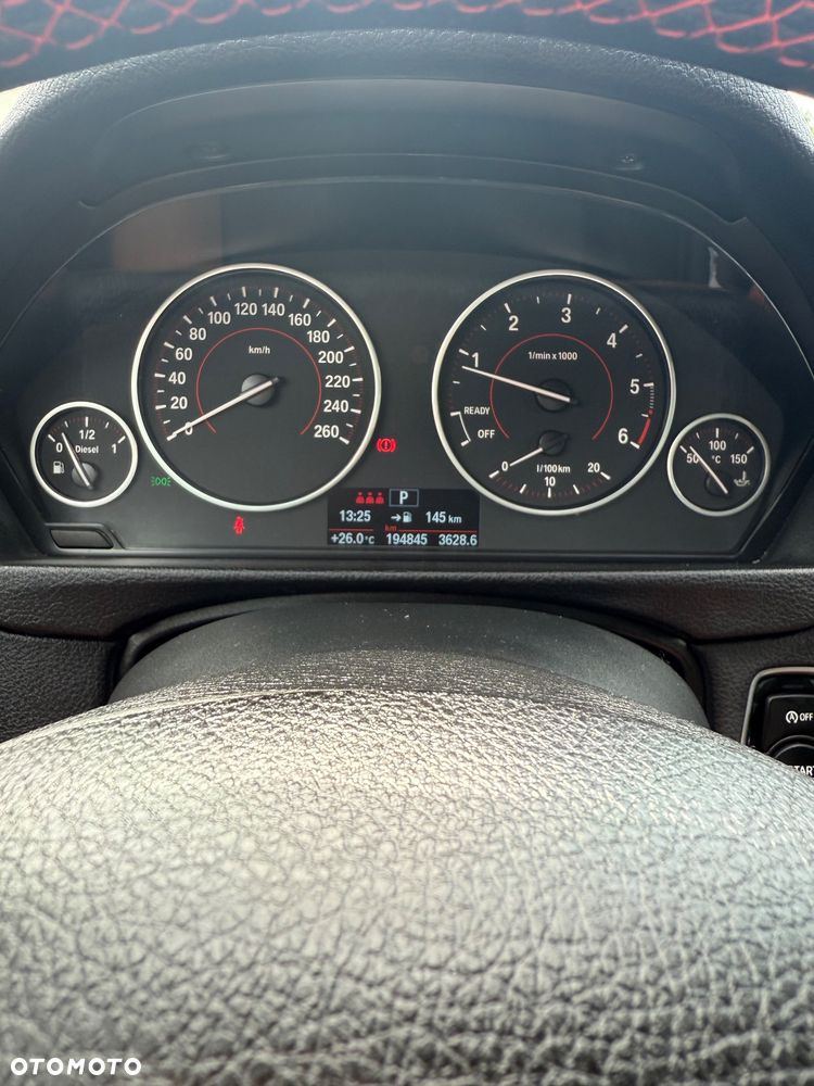 BMW Seria 3 318d Sport Line - 10