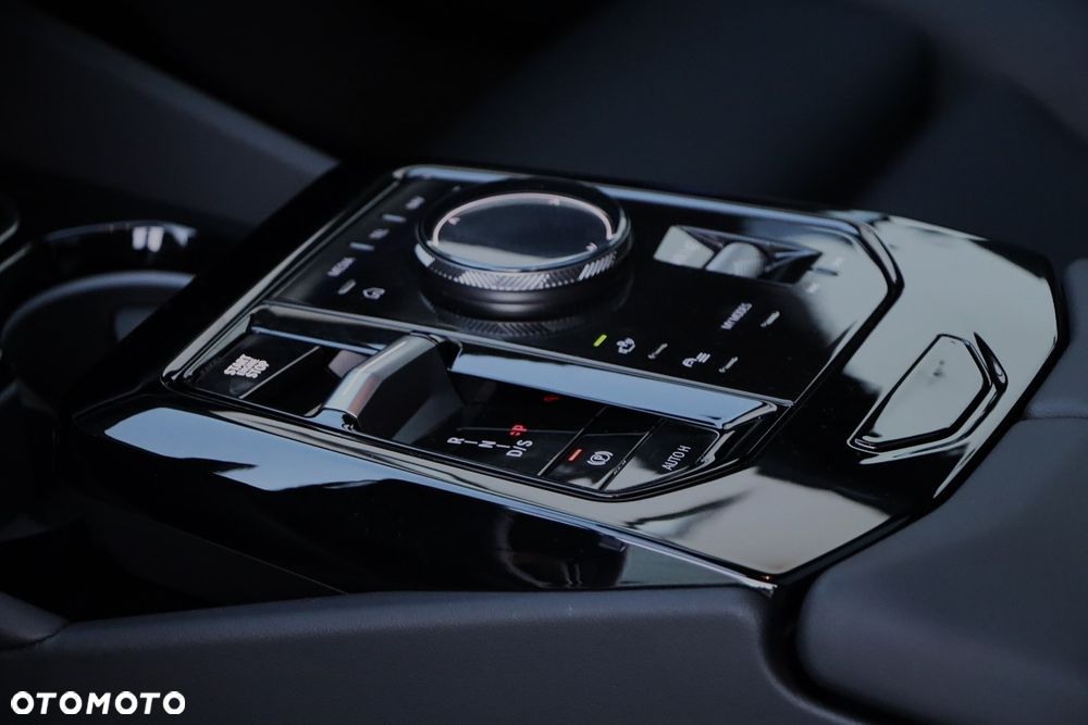 BMW Seria 5 - 34