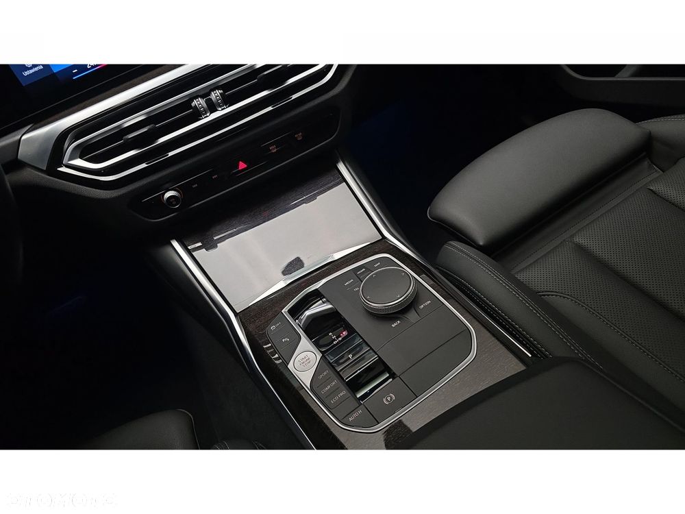 BMW Seria 3 - 22
