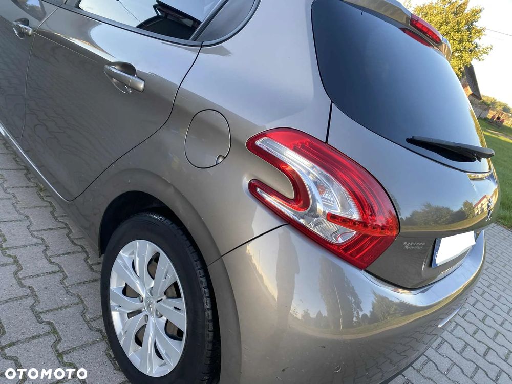 Peugeot 208 1.2 VTi Style - 35