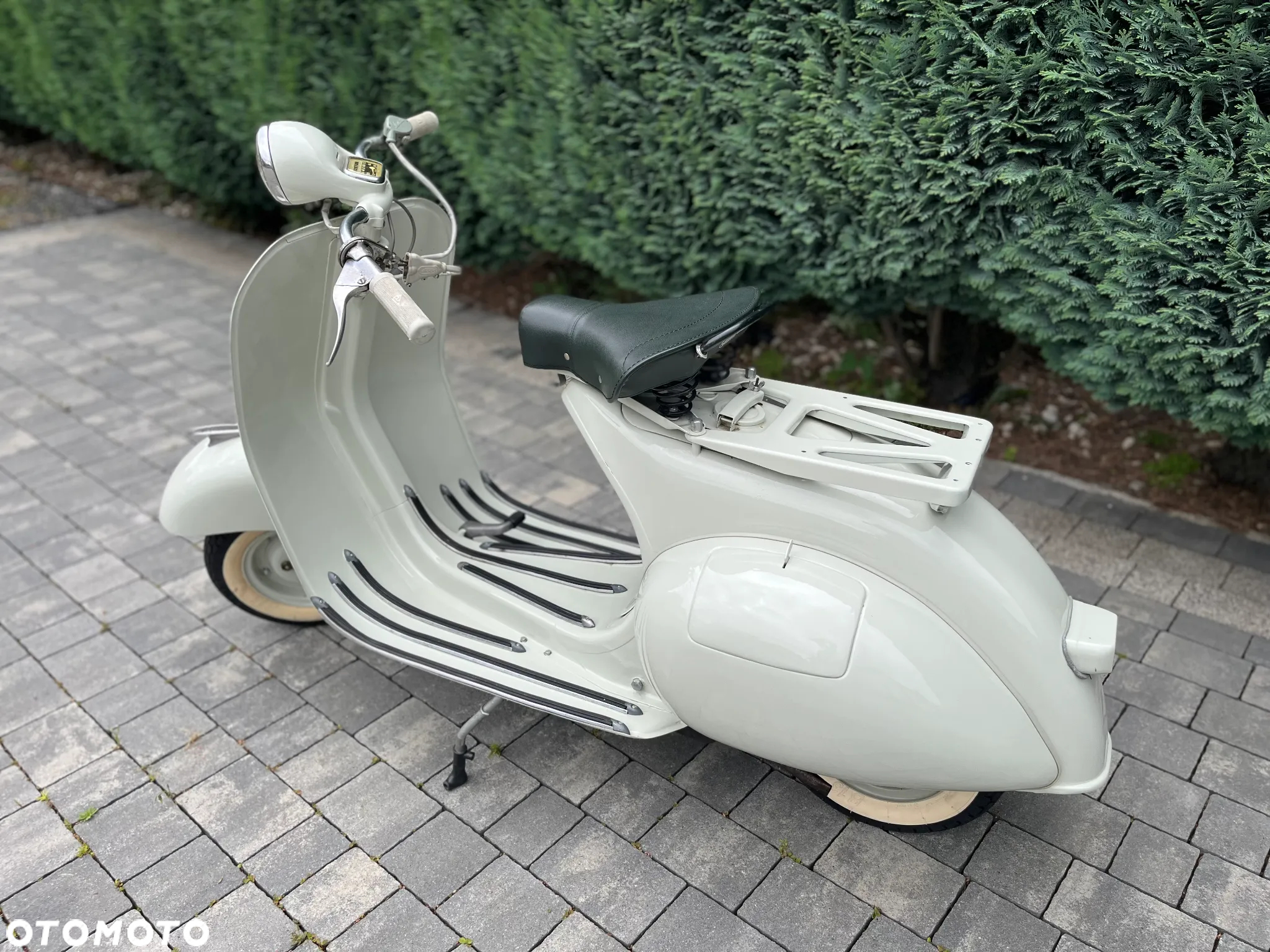 Vespa V - 3