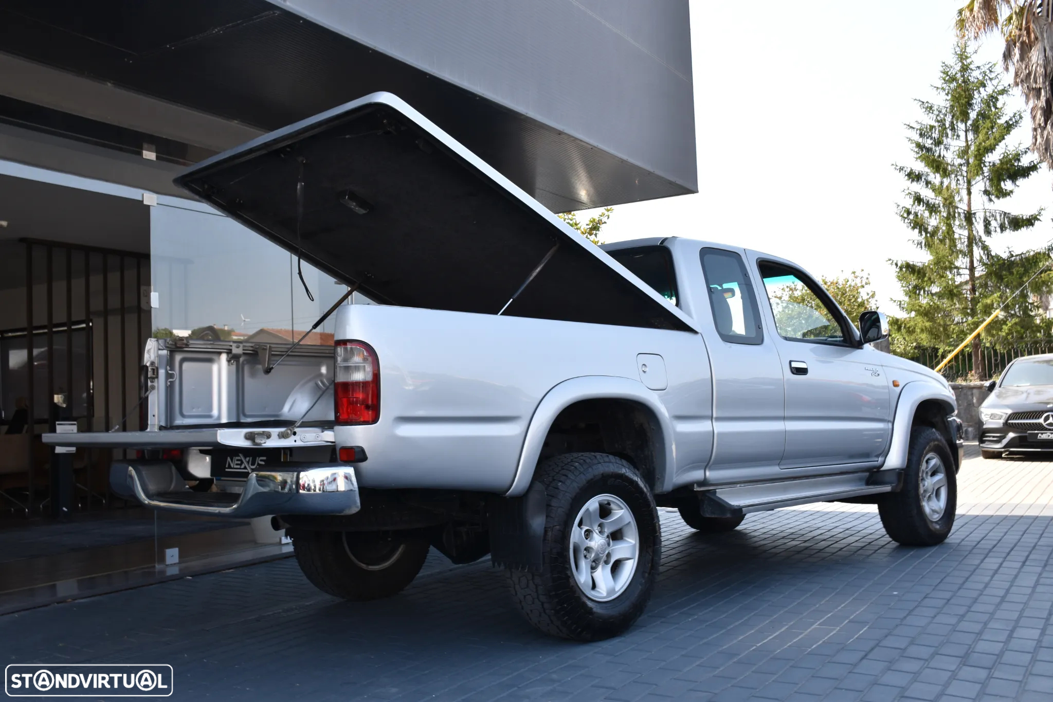 Toyota Hilux - 19