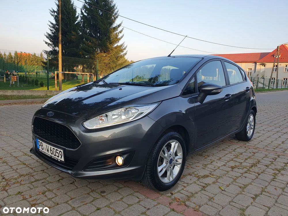 Ford Fiesta 1.0 Celebration - 1