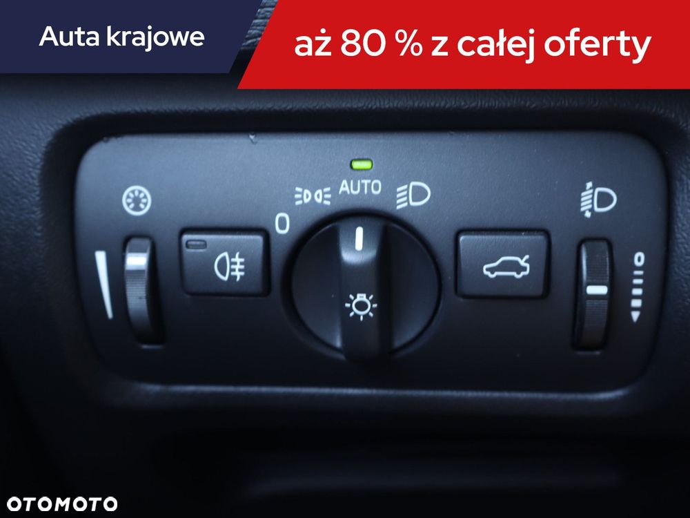 Volvo V40 - 18
