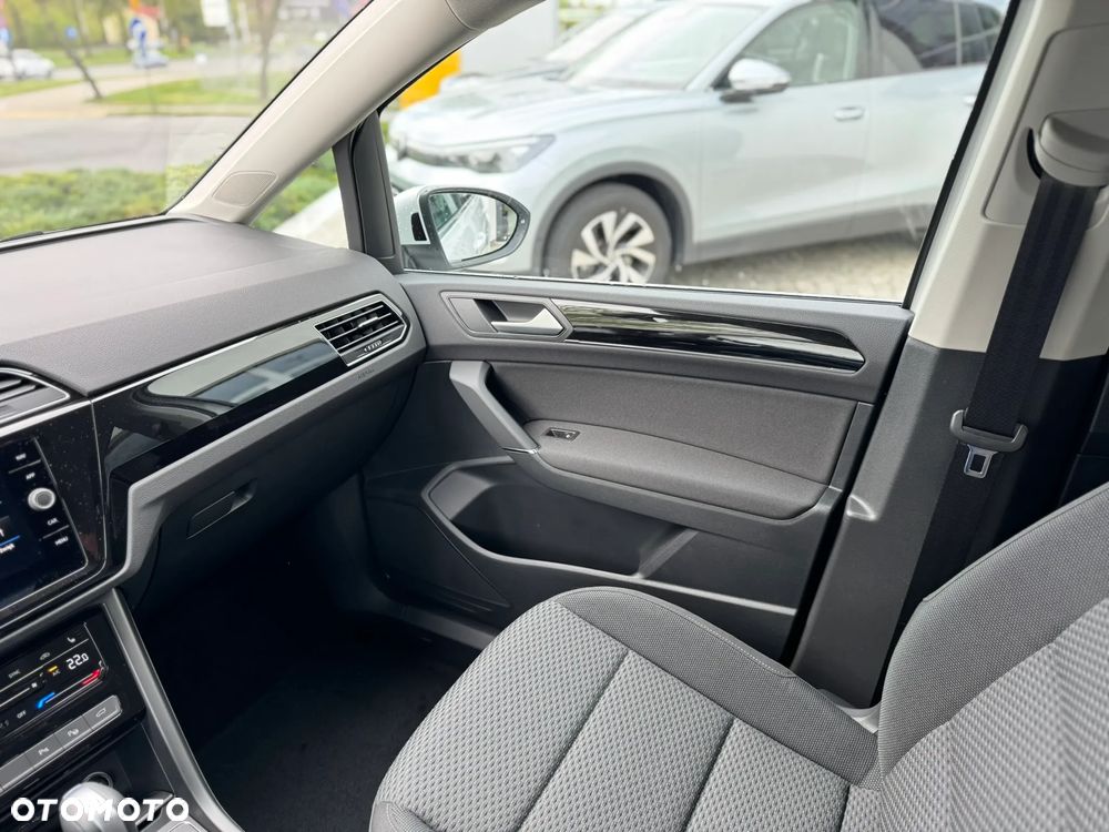 Volkswagen Touran 2.0 TDI SCR DSG Comfortline - 19