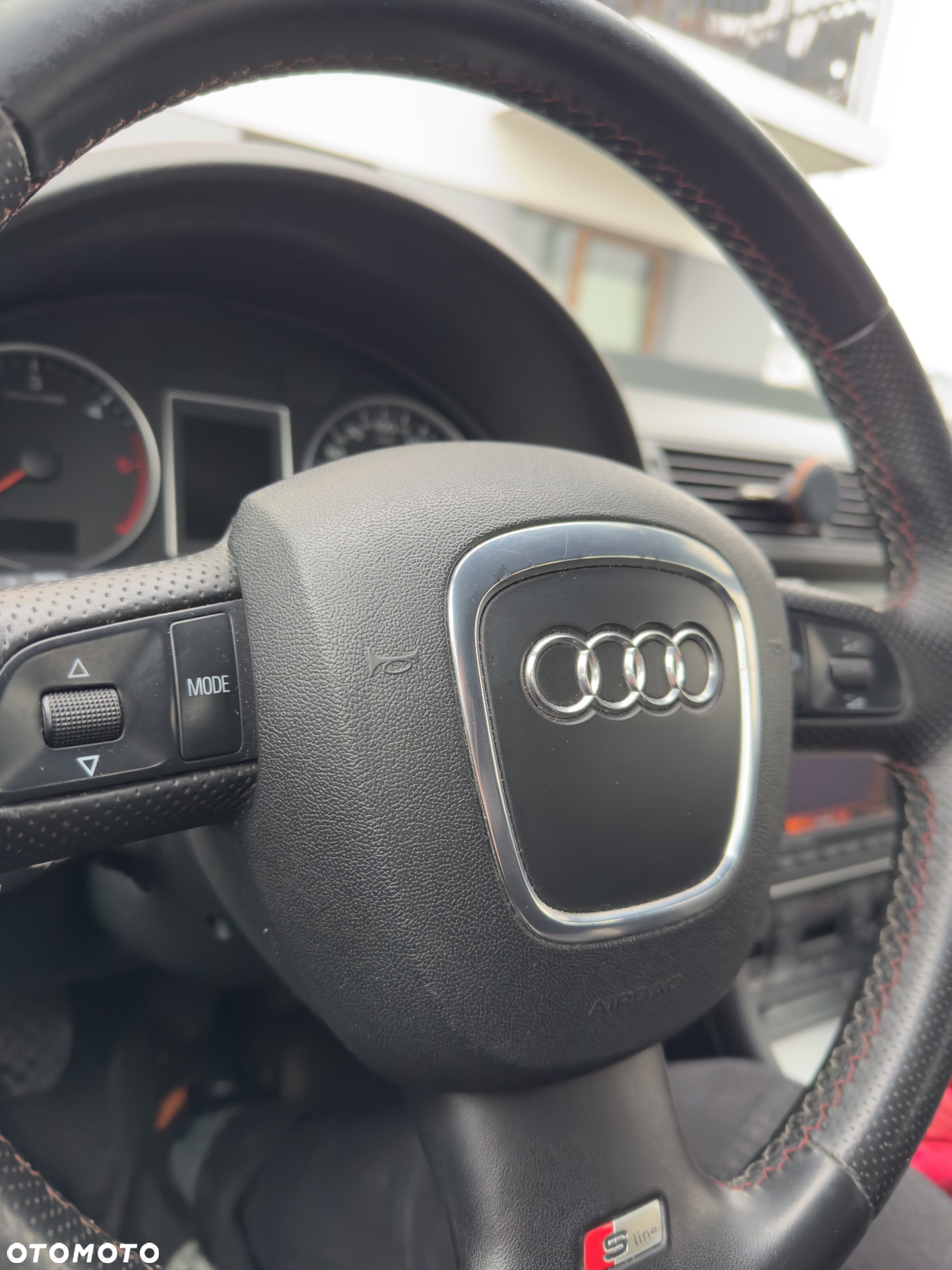 Audi A4 Avant 2.0 TDI DPF - 4