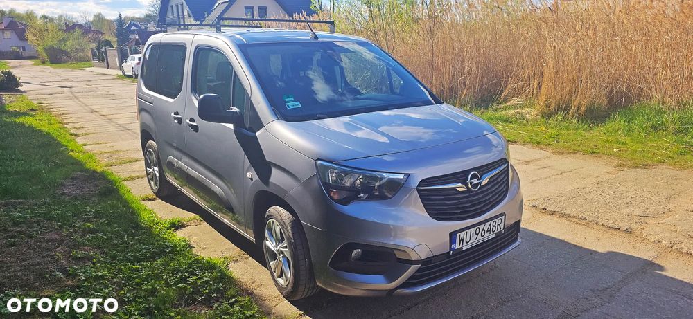 Opel Combo 1.2 Turbo Edition S&S - 2
