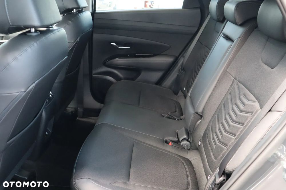 Hyundai Tucson 1.6 T-GDi Executive 2WD - 12