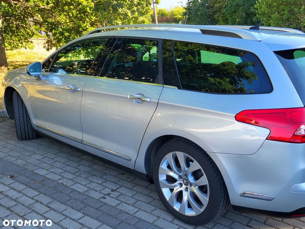 Citroën C5 Tourer V6 HDi 205 Biturbo FAP Exclusive - 19