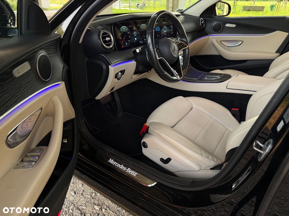 Mercedes-Benz Klasa E 300 de Avantgarde - 18