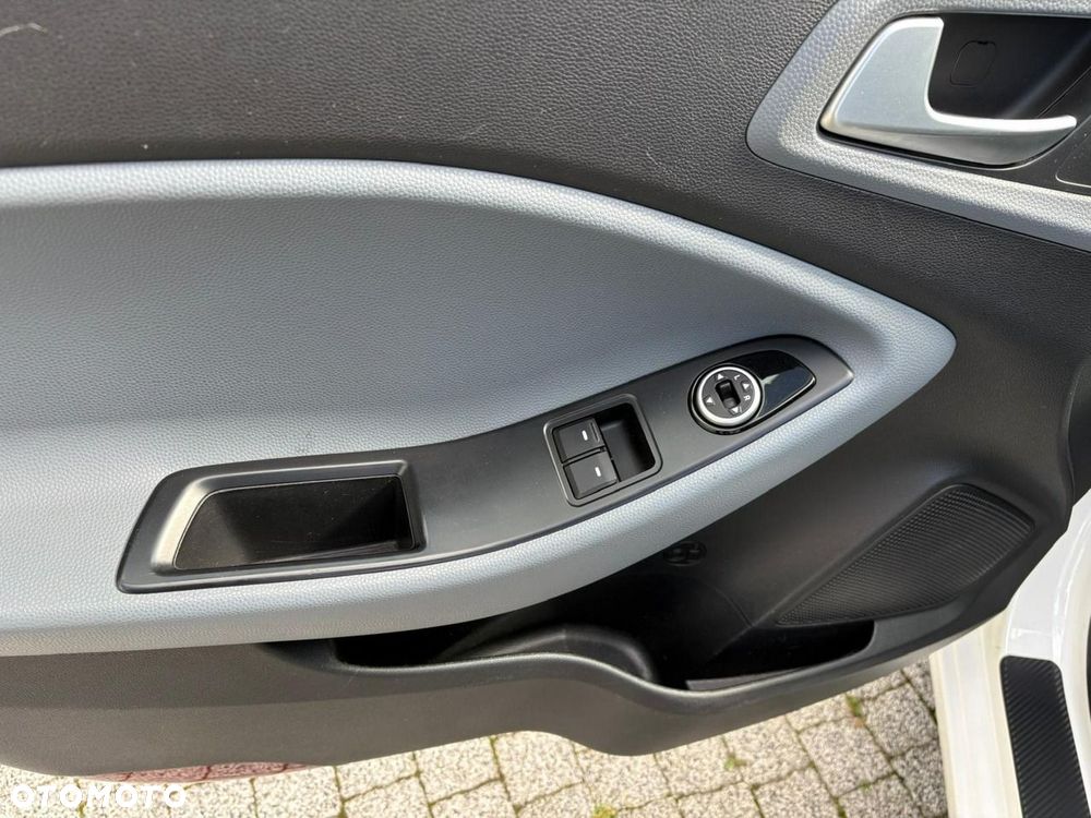 Hyundai i20 - 22