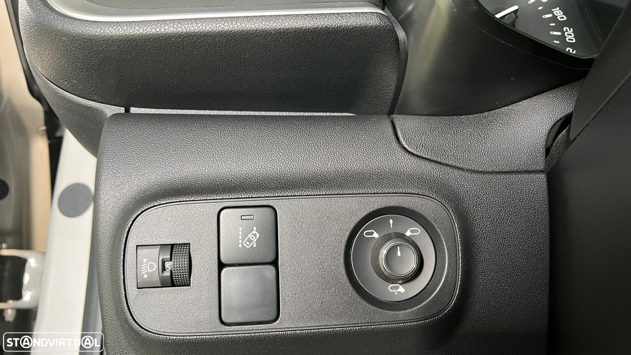 Citroën C3 1.2 PureTech Feel - 25