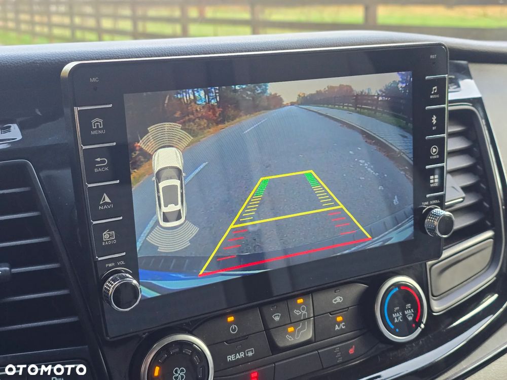 Ford Tourneo Custom 2.0 EcoBlue L2 Titanium X SelectShift - 28