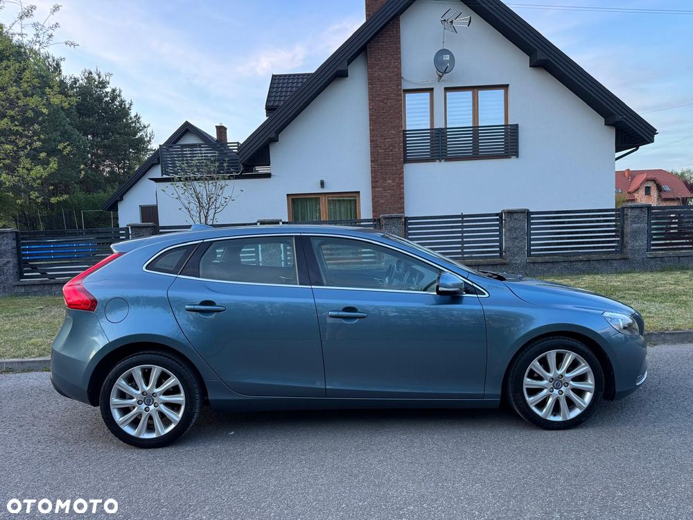 Volvo V40 D2 Summum - 4