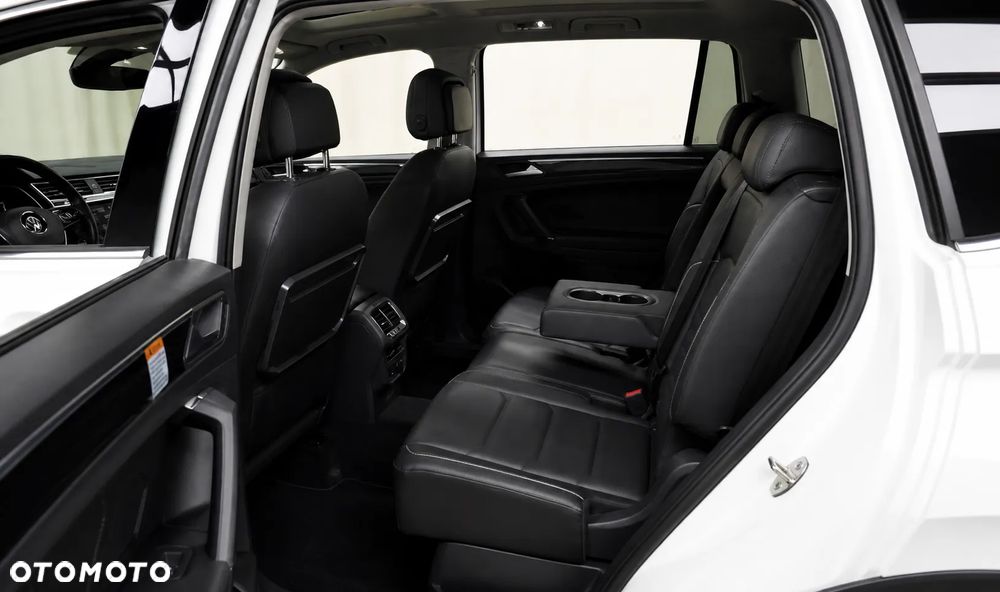 Volkswagen Tiguan 2.0 TDI SCR DSG Elegance - 16