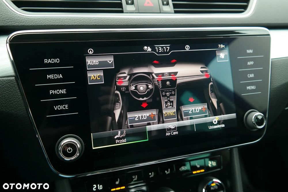 Skoda Superb 2.0 TSI Ambition DSG - 27