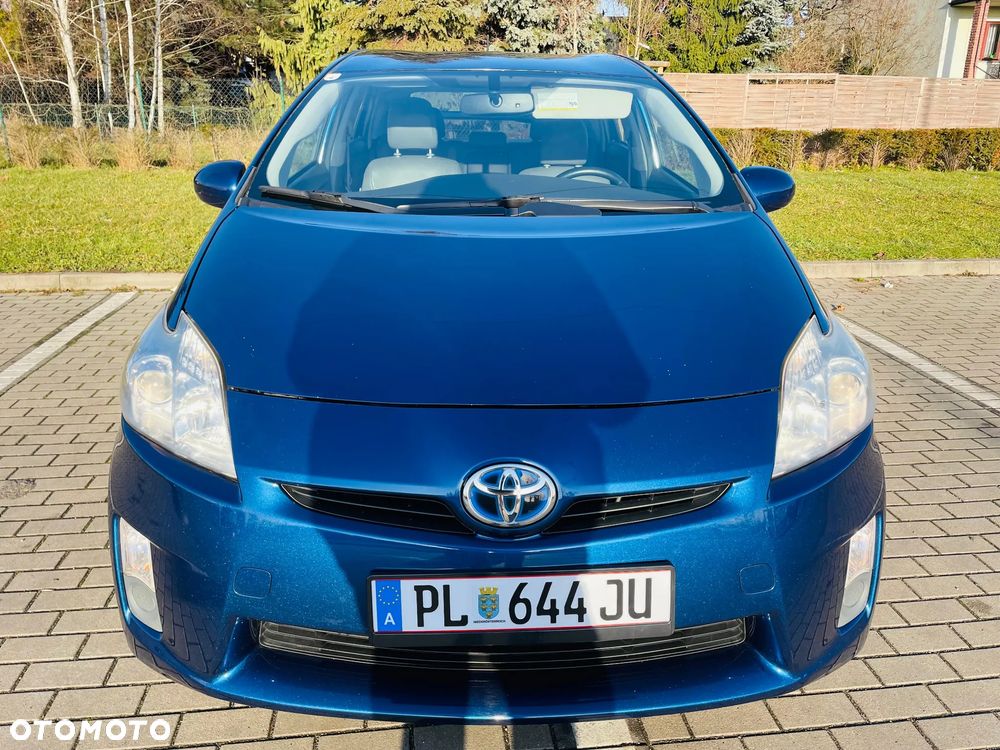 Toyota Prius (Hybrid) Sol - 10