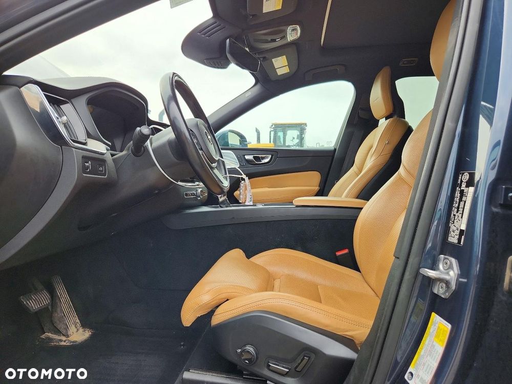Volvo XC 60 T6 AWD Geartronic Inscription - 8