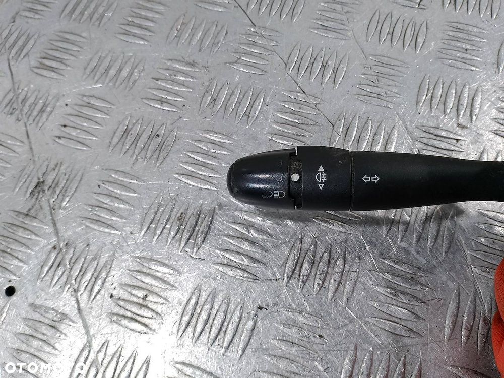 PRZEŁĄCZNIK ZESPOLONY CITROEN C3 96488203XT 1.1 8V - 6