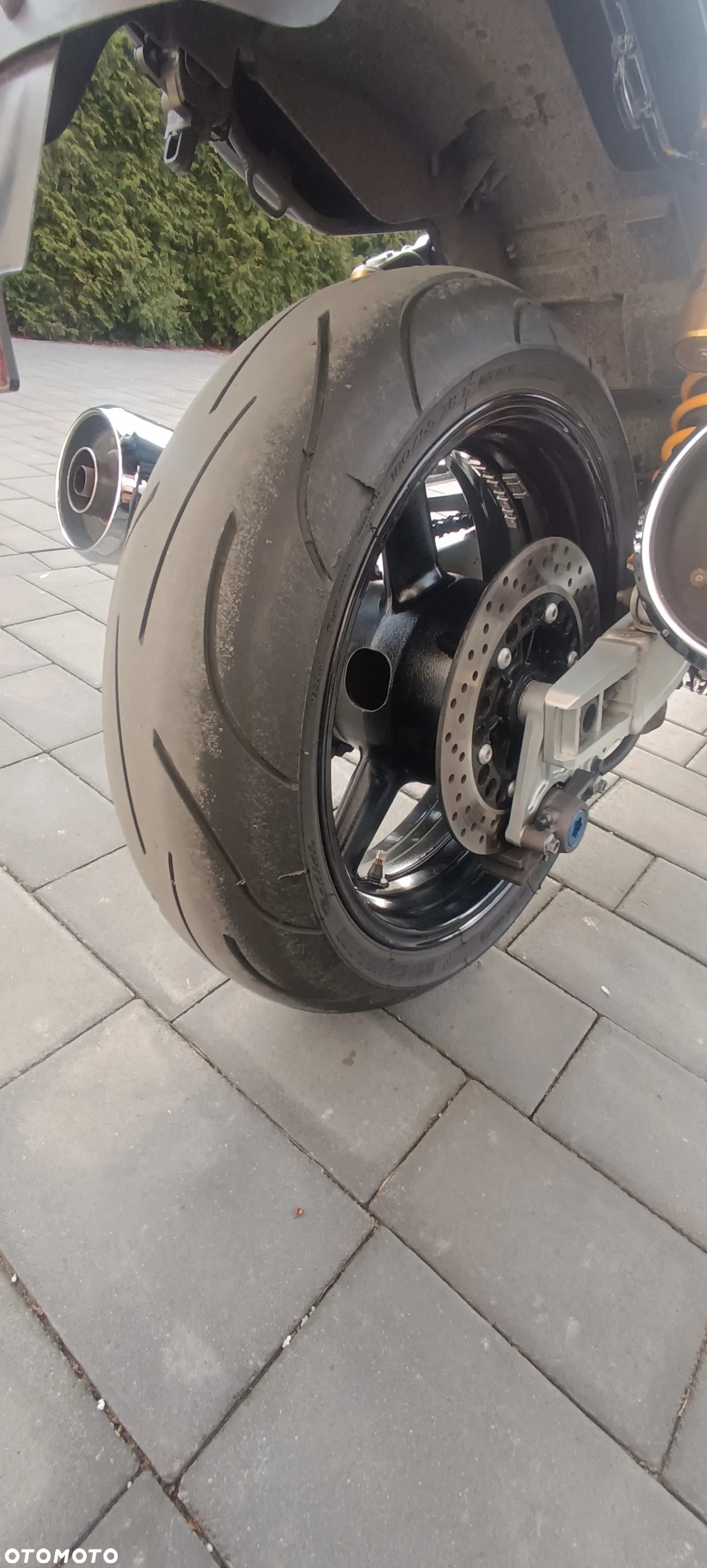Yamaha XJR - 26