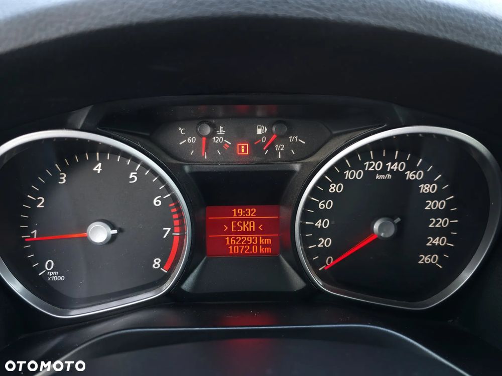 Ford Galaxy 2.0 Champions Edition - 15